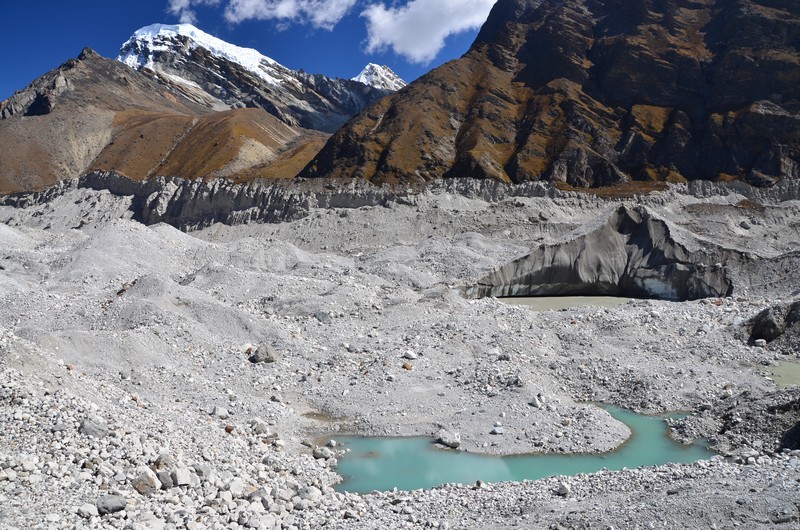 008_Ledovec v údolí Gokyo